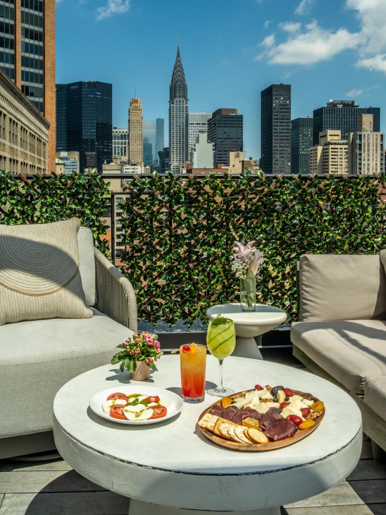 The Marmara Park Avenue Hotel New York City Exterior photo